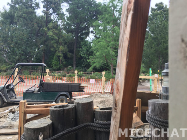 , Disneyland Photo Update: A River Runs Through It . . . Again