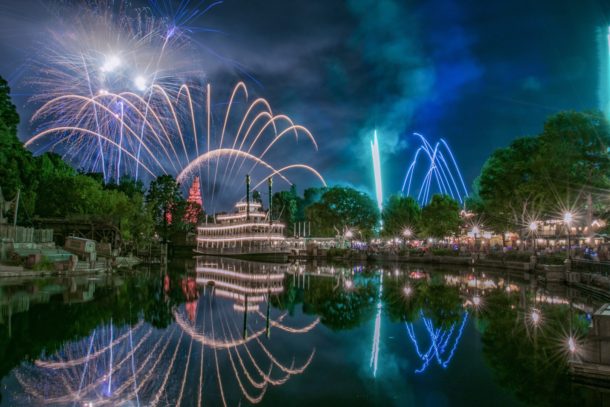 , Capturing the Magic: Fireworks at Disneyland