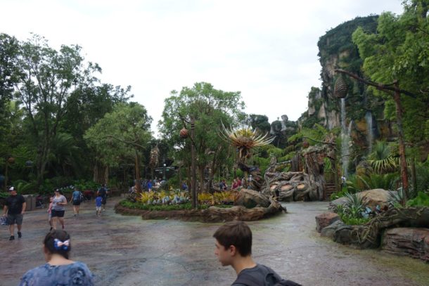, Pandora – The World of Avatar Impresses But Still Comes Up Short