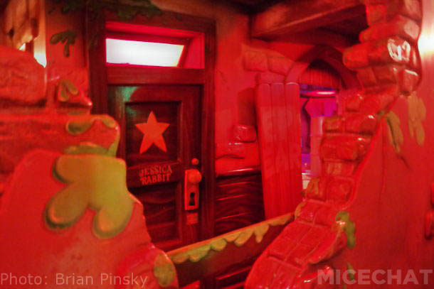 , Disneyland Photo Update: Summer Has Arrived at the Happiest Place on Earth