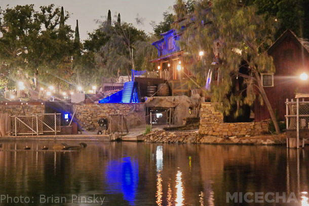 , Disneyland Photo Update: Summer Has Arrived at the Happiest Place on Earth