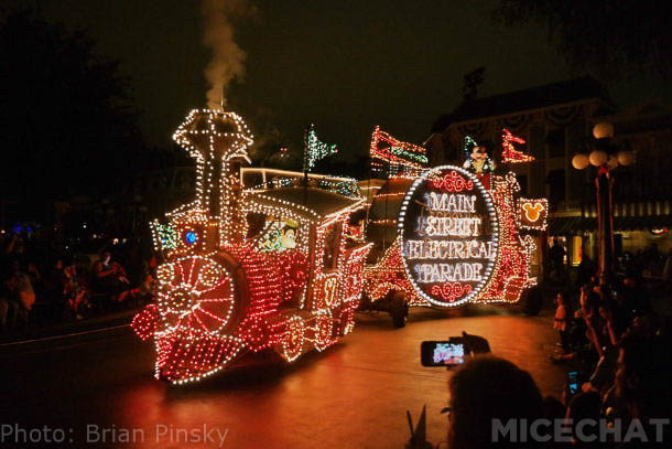 , Disneyland Photo Update: Summer Has Arrived at the Happiest Place on Earth