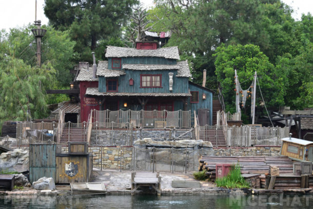 , Disneyland Photo Update &#8211; Any Way You Slice It Folks, You Still Come Out Ahead