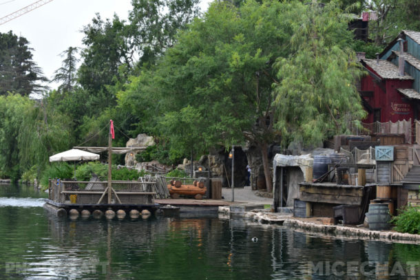 , Disneyland Photo Update &#8211; Any Way You Slice It Folks, You Still Come Out Ahead