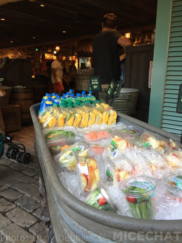 , Disneyland News & Photo Update – Taking it to the MaxPass
