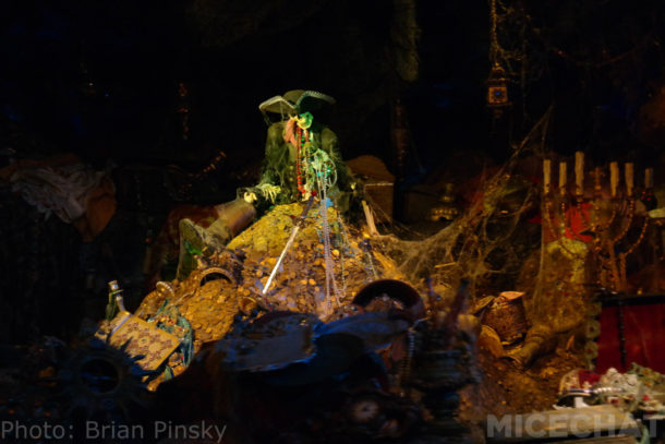 , Disneyland News & Photo Update – Taking it to the MaxPass