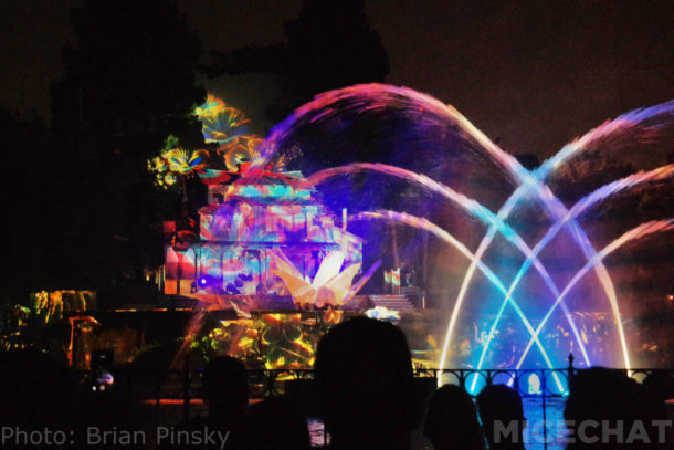 , Disneyland News & Photo Update – Taking it to the MaxPass