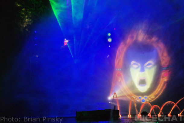 , Disneyland News & Photo Update – Taking it to the MaxPass