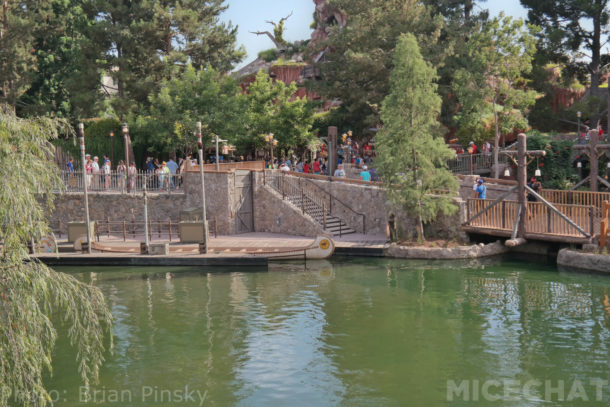 Disneyland Rivers of America Mark Twain Fantasmic Construction