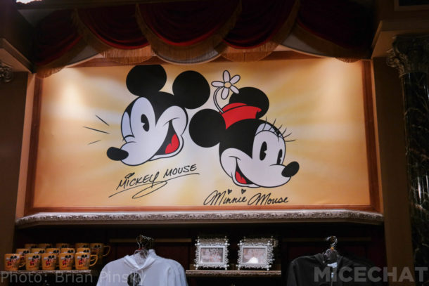 , Disneyland News & Photo Update – Taking it to the MaxPass