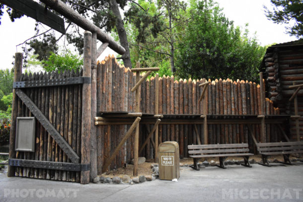 , Disneyland Photo Update – Red, White and Boom
