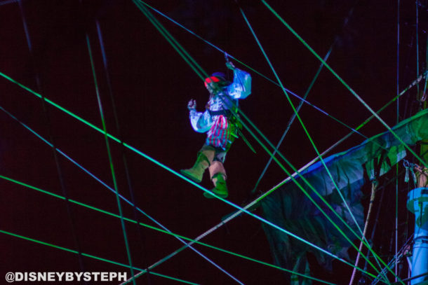 , New Fantasmic Debuts at Disneyland