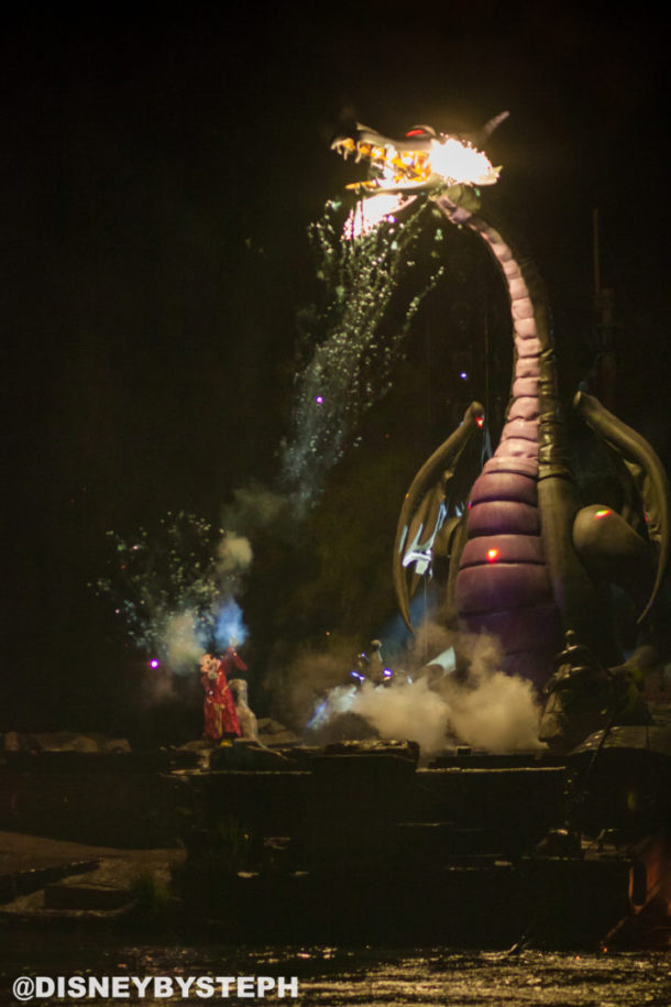 , New Fantasmic Debuts at Disneyland
