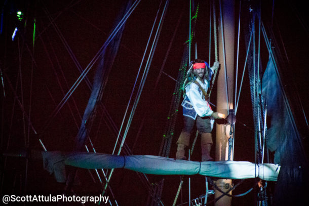 , New Fantasmic Debuts at Disneyland