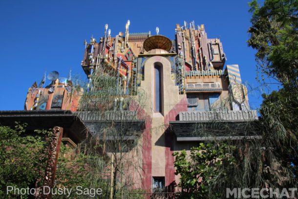, DCA Photo & News Update – Heroes, Zeroes and Halloween