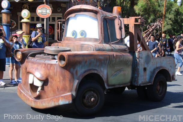 , DCA Photo & News Update – Heroes, Zeroes and Halloween