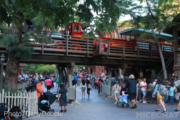 , Disneyland Photo Update &#8211; Red, White and Boom