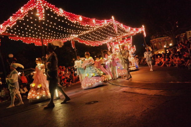 , Disneyland Photo Update: Giving New Meaning to “Dark” Ride