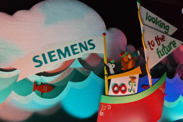 , Disneyland Photo Update: Giving New Meaning to “Dark” Ride