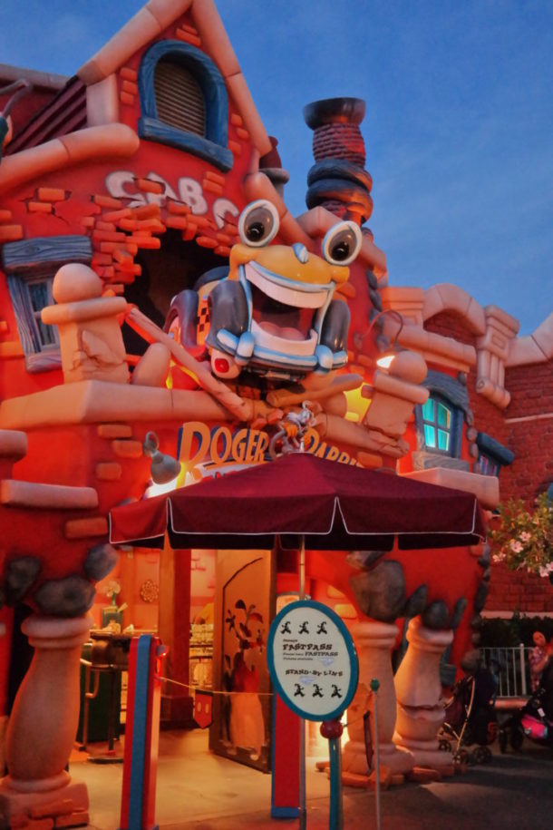 , Disneyland Photo Update: Giving New Meaning to “Dark” Ride