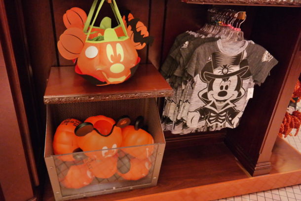 , Disneyland Photo Update – It’s Almost Halloween Time Again