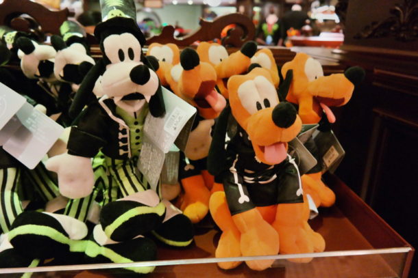 , Disneyland Photo Update – It’s Almost Halloween Time Again