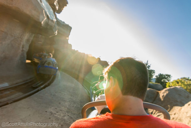 , Disneyland Photo Update – Electrical Lights Wink Out As Seasons Change