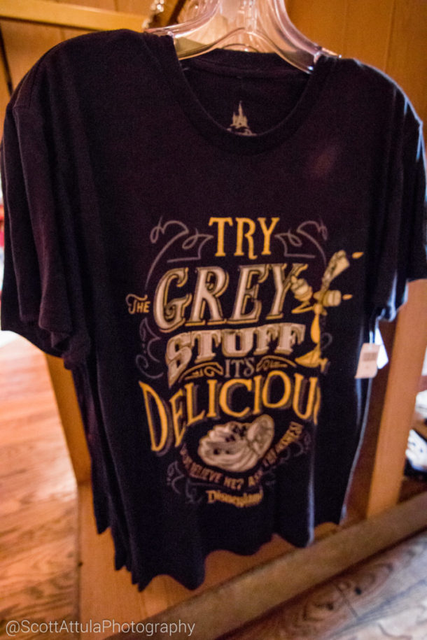 , Disneyland Photo Update: Giving New Meaning to “Dark” Ride