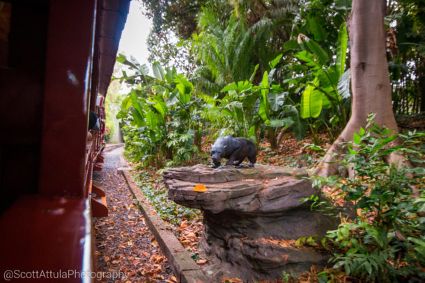 , Disneyland Photo Update: Giving New Meaning to “Dark” Ride