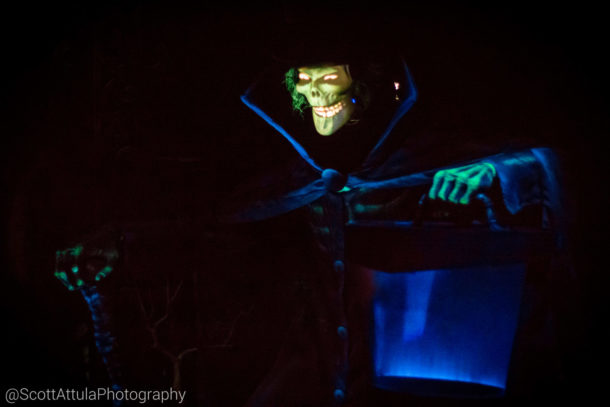 , Disneyland Photo Update: Giving New Meaning to “Dark” Ride