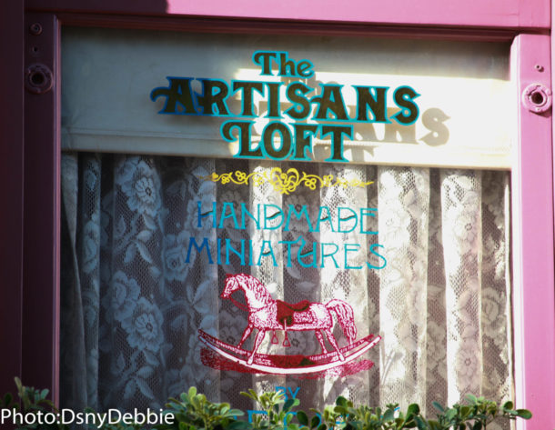, Disneyland Photo Update – Halloween Time Crowd Surge