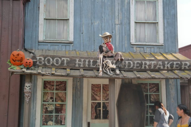 , Knott’s Berry Farm Update: Scary Farm & Spooky Farm