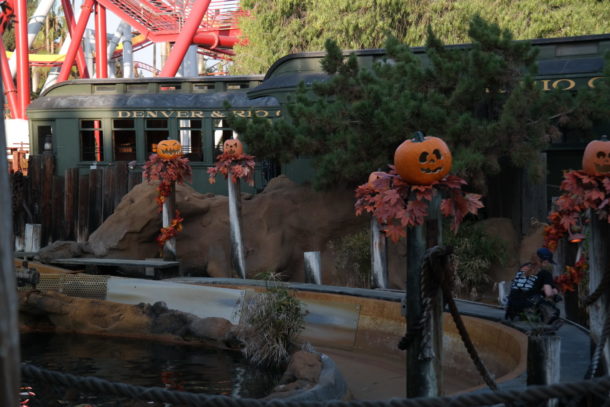 , Knott’s Berry Farm Update: Scary Farm & Spooky Farm