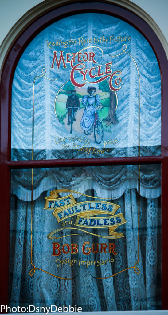 , Disneyland Photo Update – Halloween Time Crowd Surge
