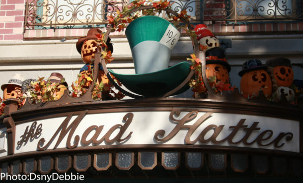 , Disneyland Photo Update &#8211; Halloween Time Crowd Surge