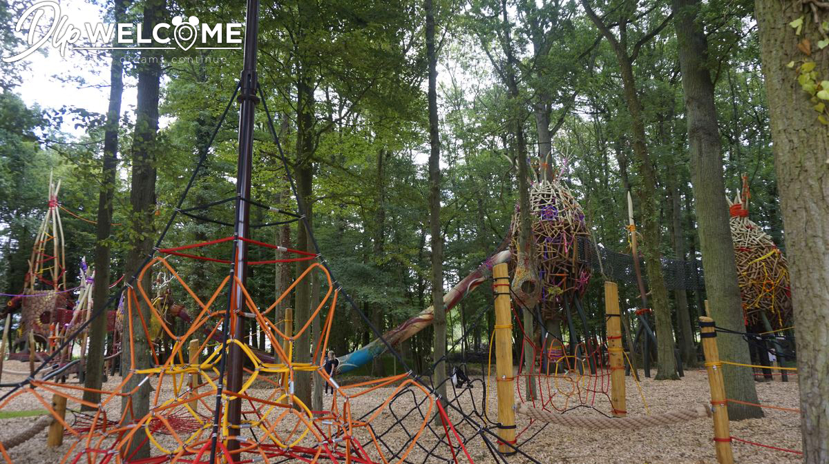 , Disneyland Paris Opens Villages Nature