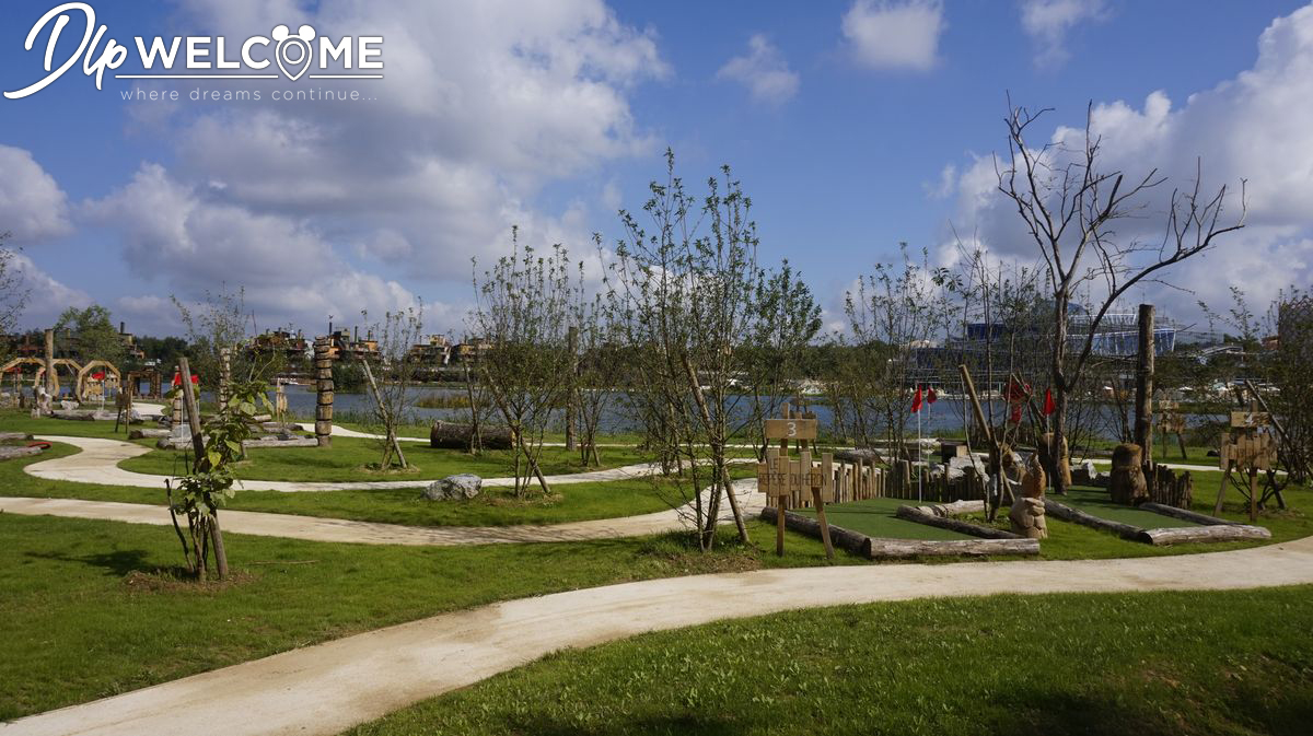 , Disneyland Paris Opens Villages Nature
