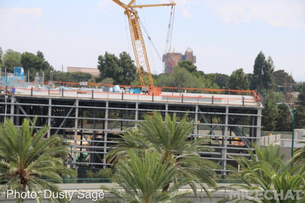 , Disneyland Photo Update – When Hinges Creak . . .