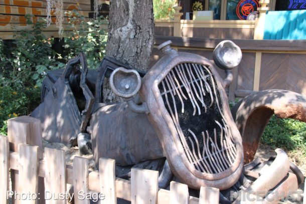 , Disney California Adventure Photo Update &#8211; It&#8217;s a Honking Halloween