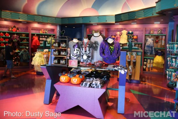 , Disney California Adventure Photo Update &#8211; It&#8217;s a Honking Halloween