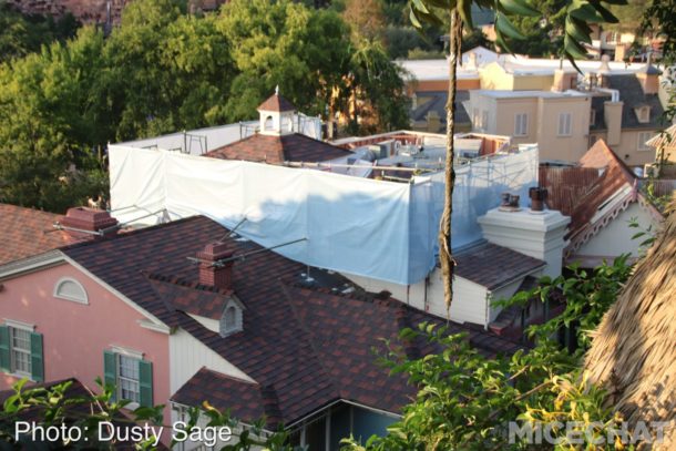 , Disneyland Photo Update &#8211; When Hinges Creak . . .