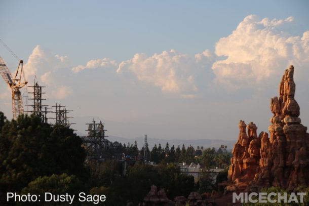 , Disneyland Photo Update &#8211; When Hinges Creak . . .