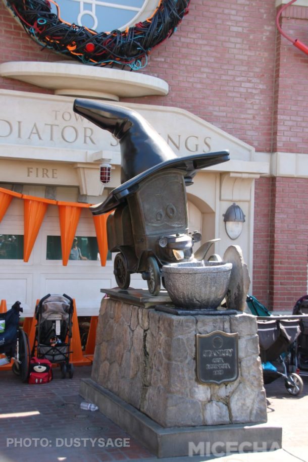 , Disneyland Resort Update – Star Wars, Halloween, and Talking Mickey