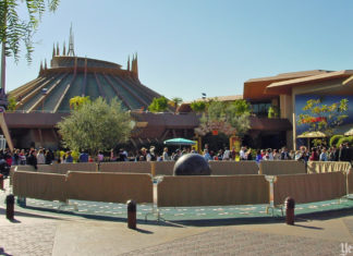 Yesterland: Retro Space Mountain