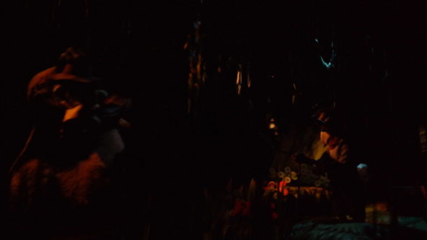 , Disneyland Photo Update: Halloween Crowd Crush & Splash in the Dark