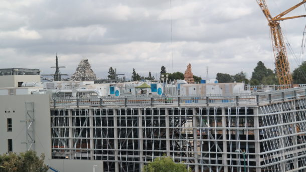 , Disneyland Photo Update: Halloween Crowd Crush &#038; Splash in the Dark