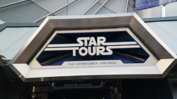 , Disneyland Photo Update: Halloween Crowd Crush & Splash in the Dark