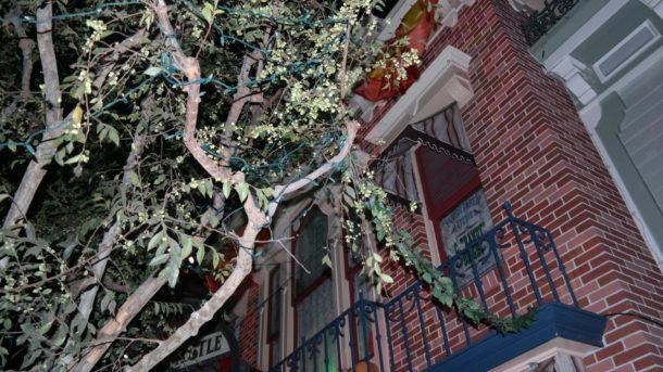 , Disneyland Photo Update: Halloween Crowd Crush & Splash in the Dark