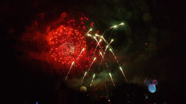 , Disneyland Photo Update: Halloween Crowd Crush & Splash in the Dark