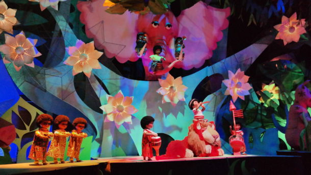 , Disneyland Photo Update: Halloween Crowd Crush & Splash in the Dark
